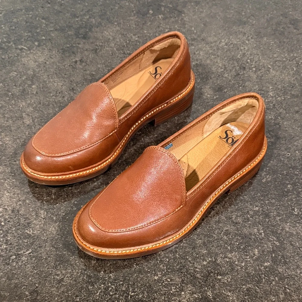 Sofft Napoli II Water‎ Resistant Slip-On Loafers